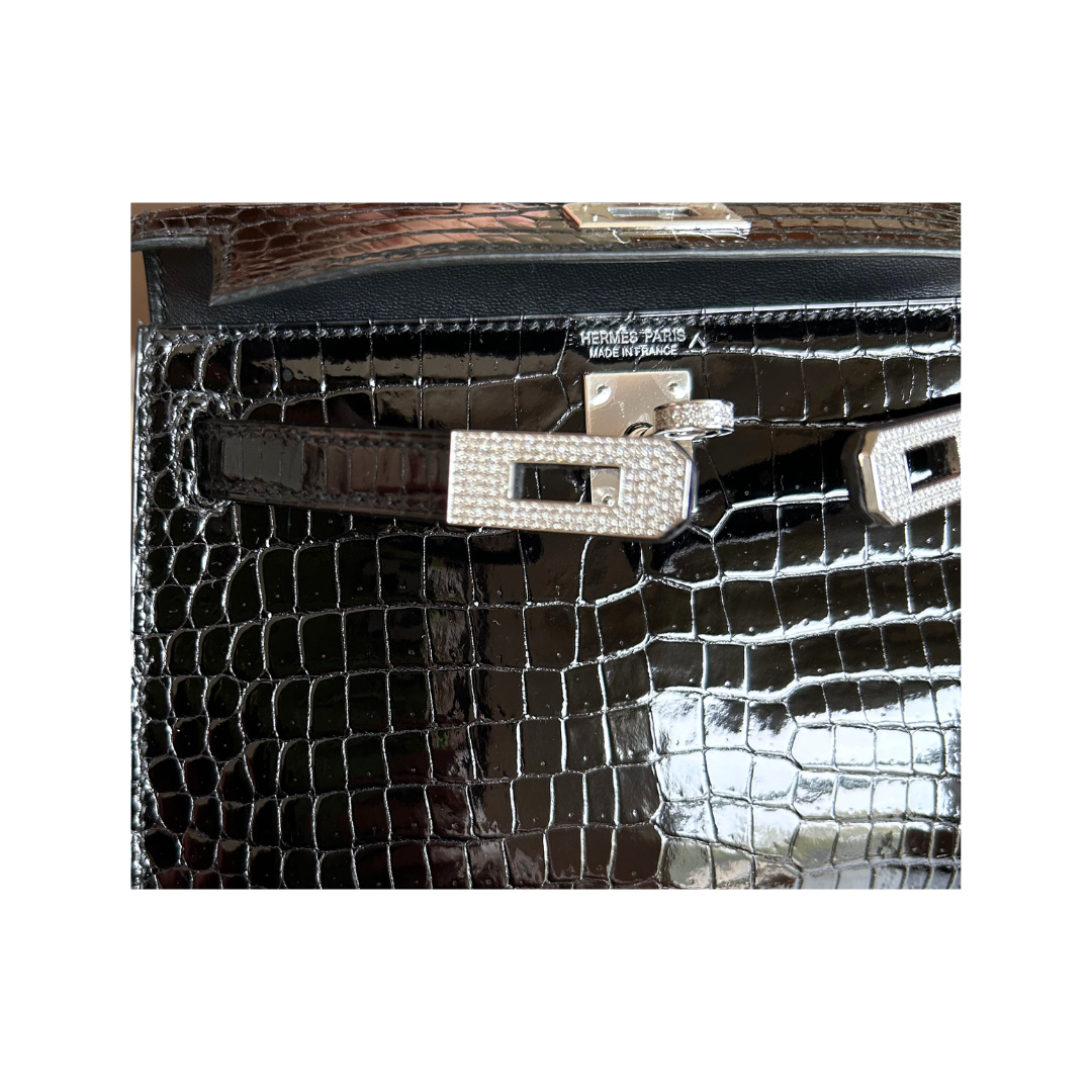 K20 Black lisse porosus diamond hardware