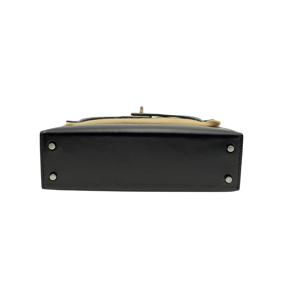K20 Box leather phw black