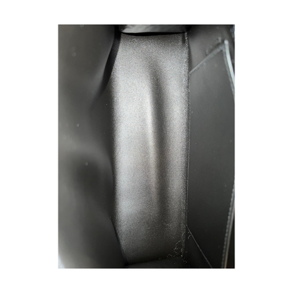 Kelly pochette black porosus lisse ghw