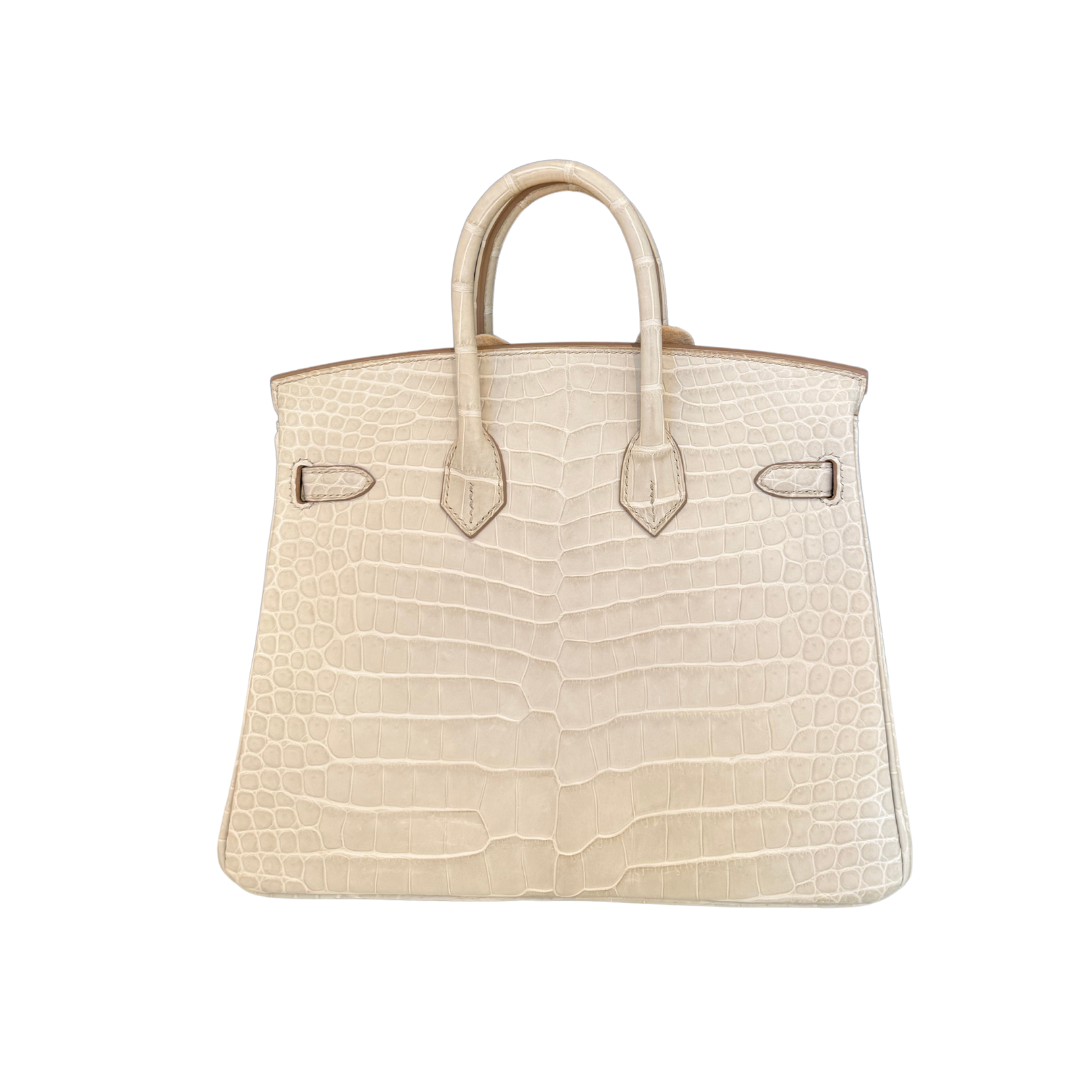 B25 Beton matte alligator diamond hardware