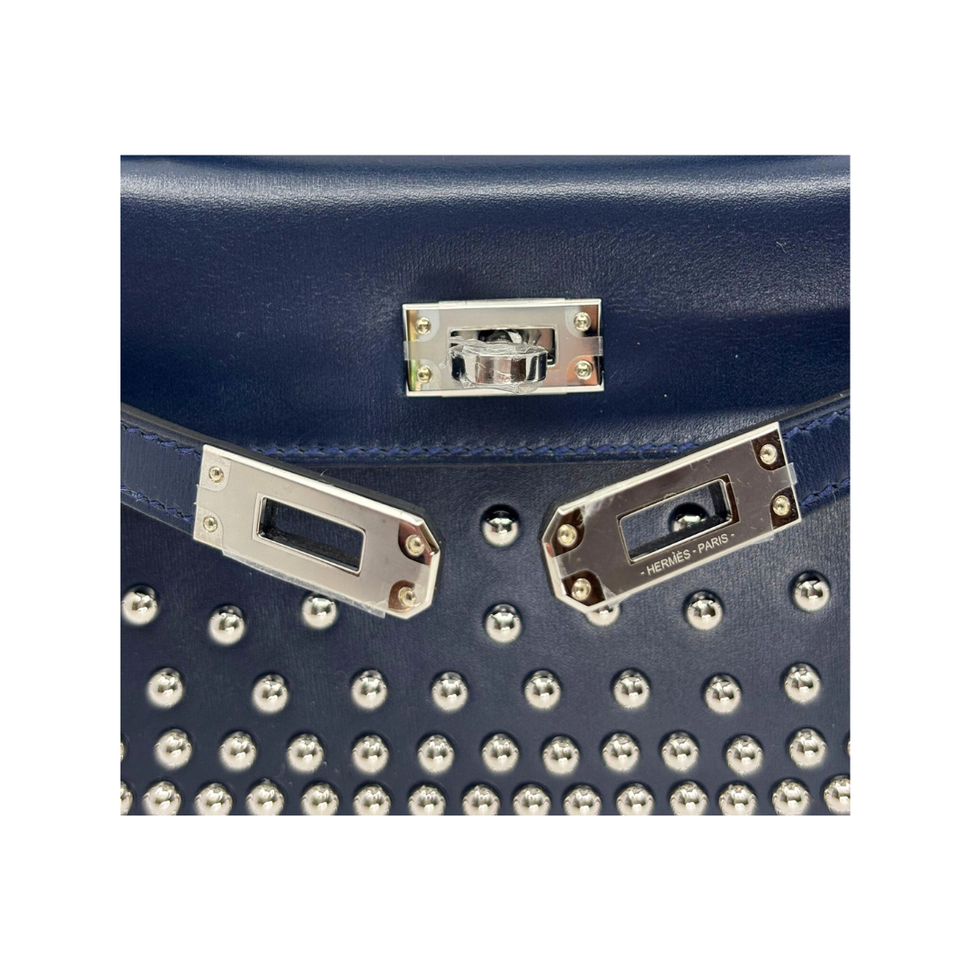 Kelly mini stud bleu abysse veau box