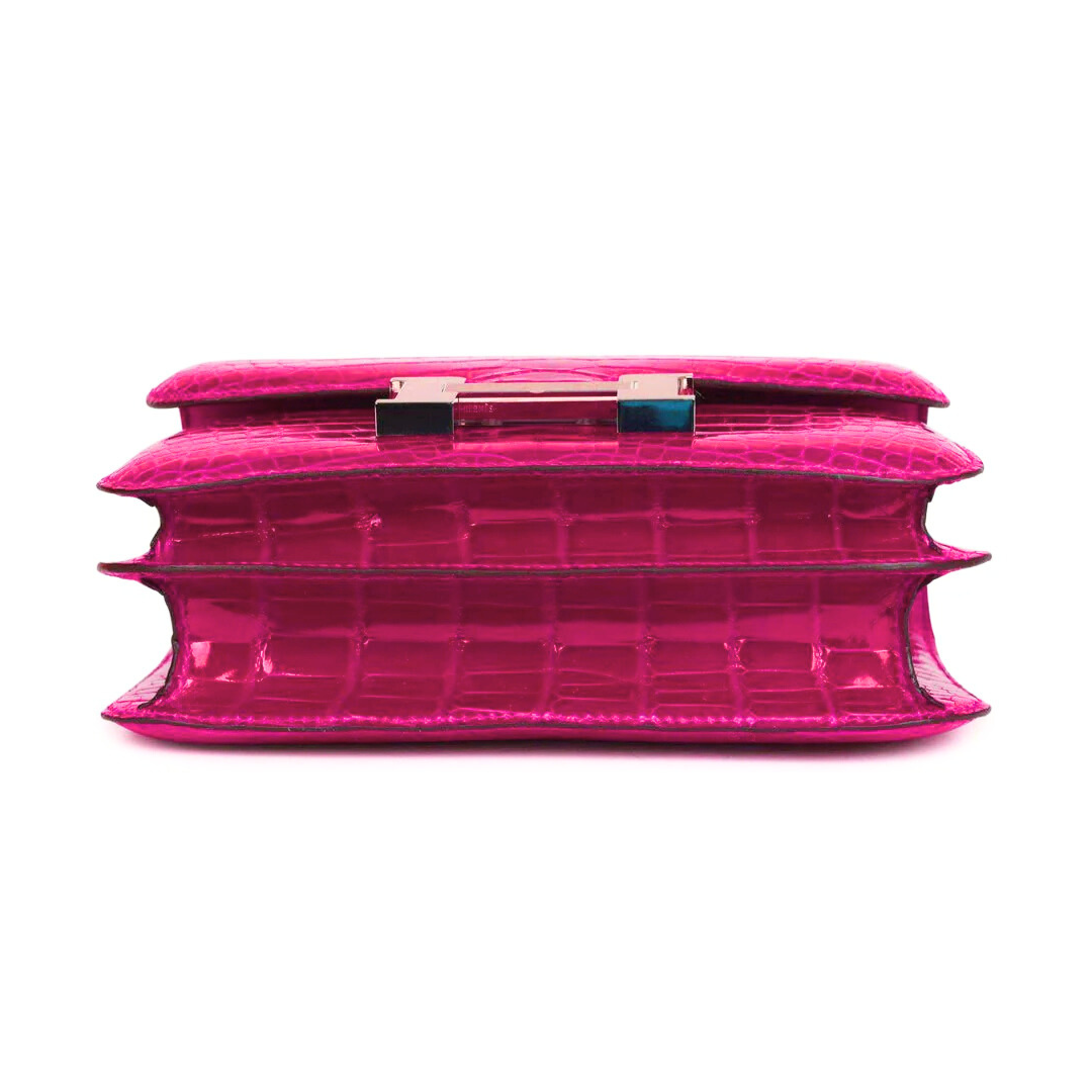 Constance 18 rose pourpre phw lisse porosus