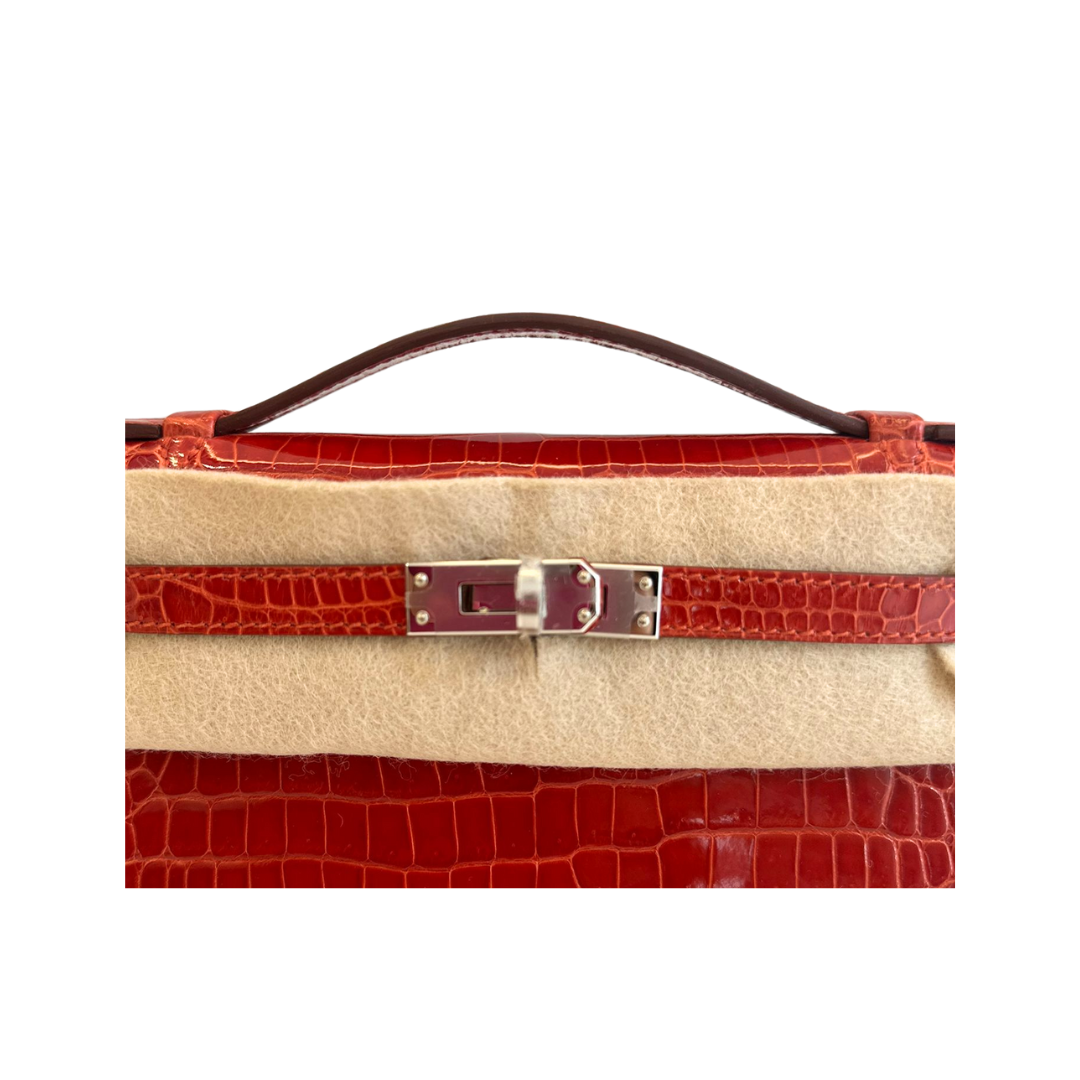 Kelly pochette Geranium lisse phw