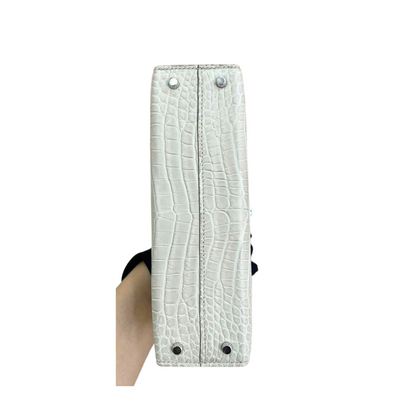 Kelly 20 beton matte alligator diamond