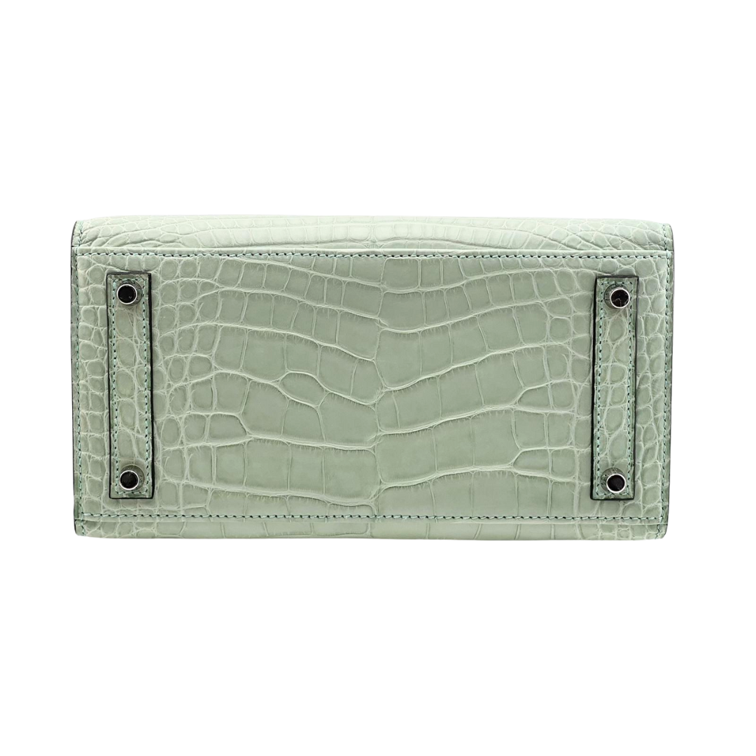 B20 Vert D'eau phw Matte Alligator