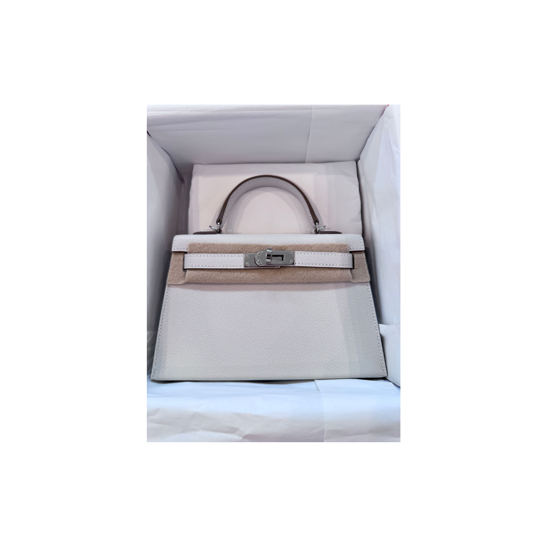 K20 Gris pale epsom phw