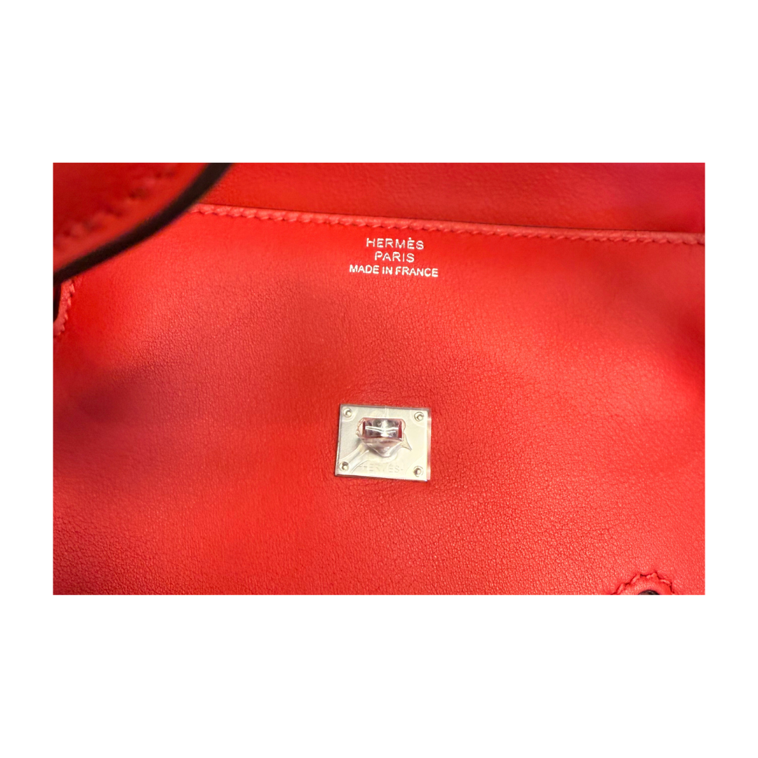 Kellydole rouge radieux swift