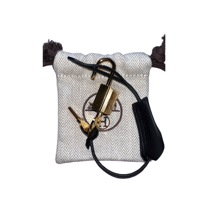 K25 Black epsom ghw